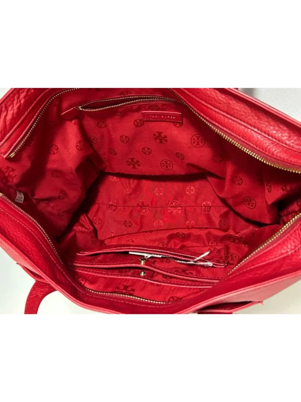 Tory Burch Plaque Large Pebbled Leather Tote in Kir Royale